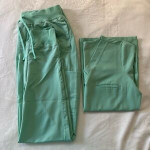 Mandala Women’s Scrub Set